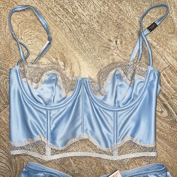 NWT Dream Angels Light Blue Bustier Balconette Set - Picture 3 of 5